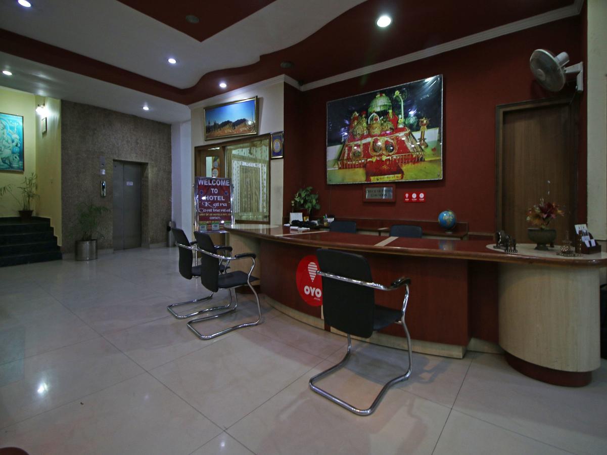 Oyo 5667 Katra Continental Hotel Buitenkant foto